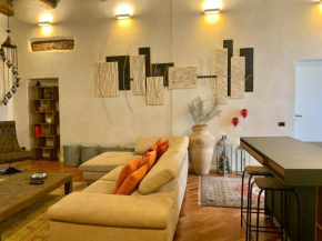 Kindness art apartment in historic center